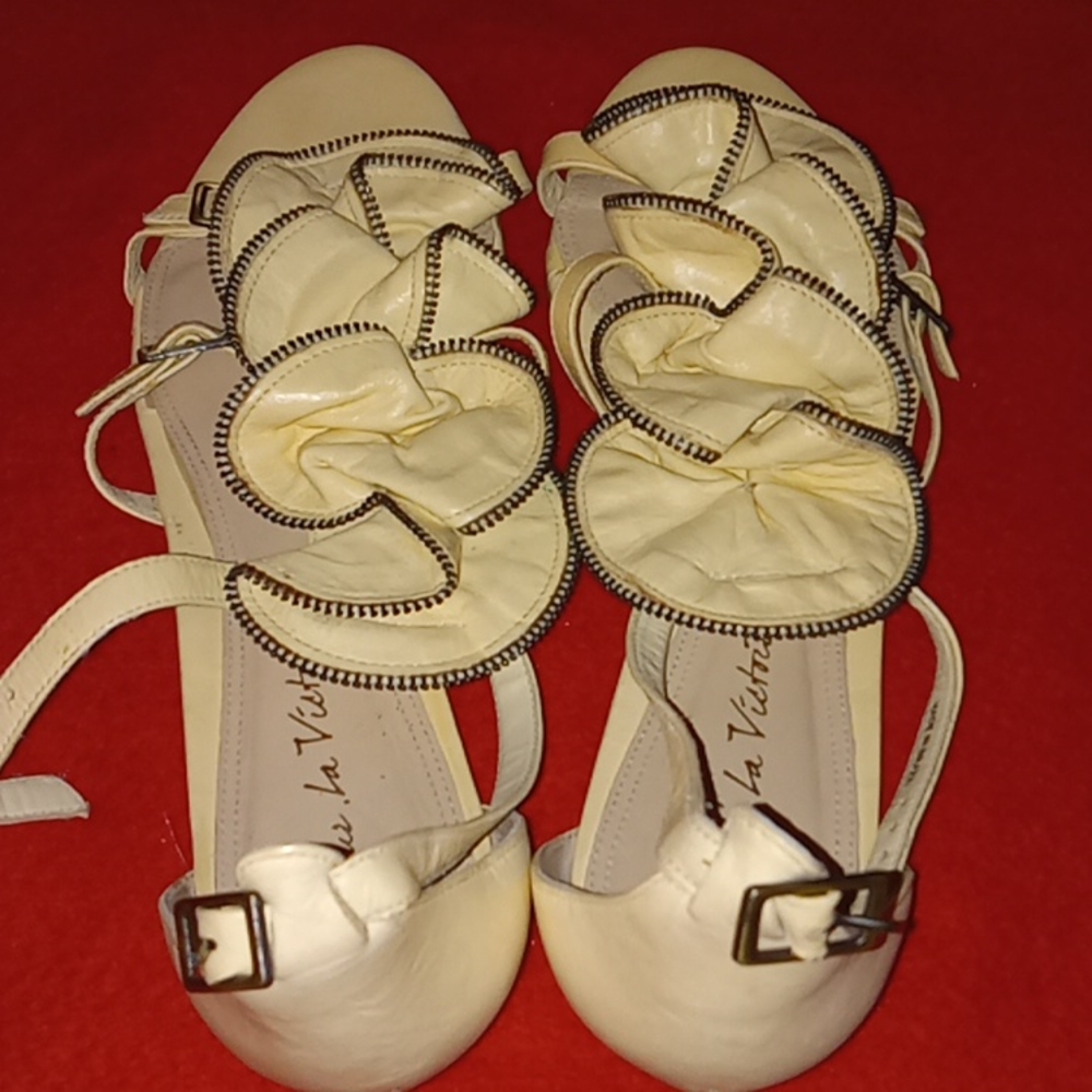 Zipper Bouquet Sandal